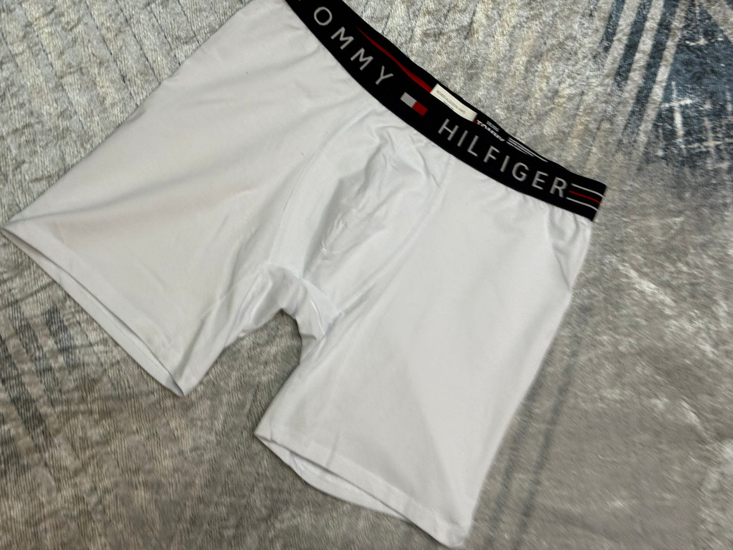 BOXER TOMMY