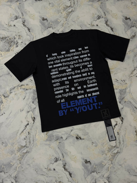 CAMISETA Y/OUT NEGRA LETRAS AZULES