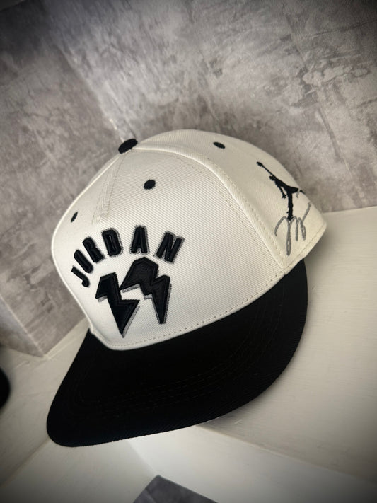 GORRA JORDAN BLANCO