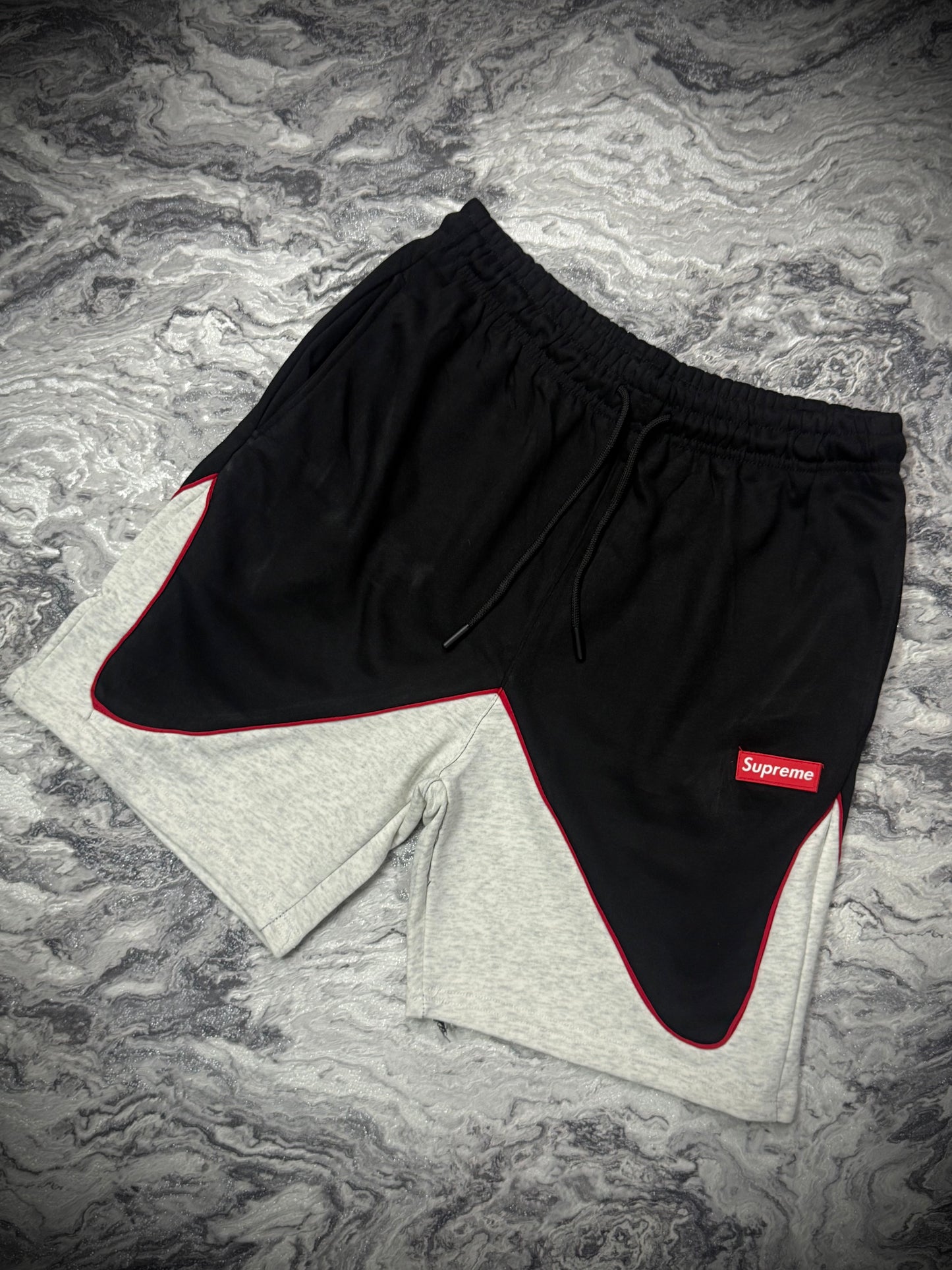 PANTALONETA SUPREME GRIS NEGRA