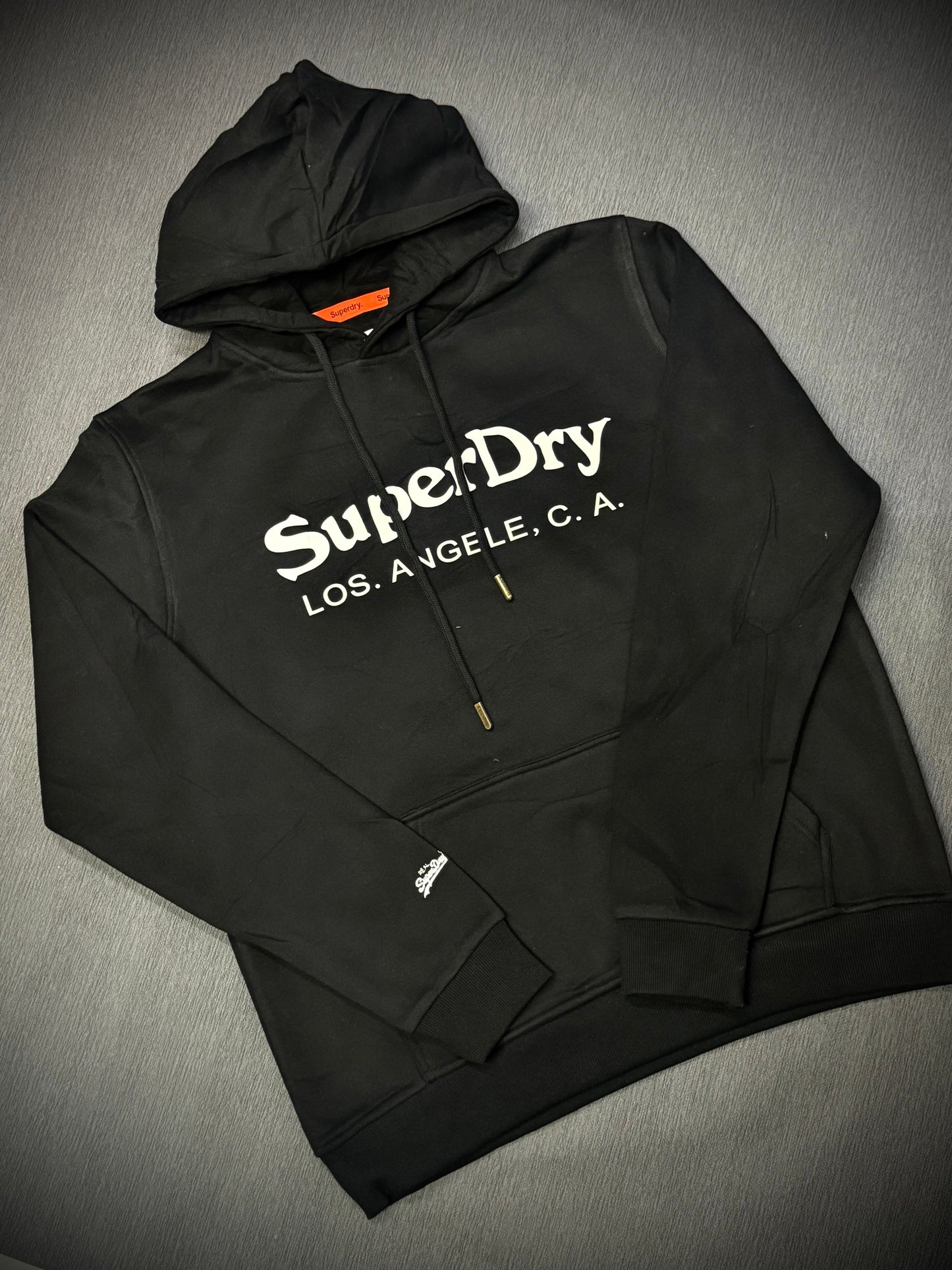 BUZO SUPERDRY NEGRO 003