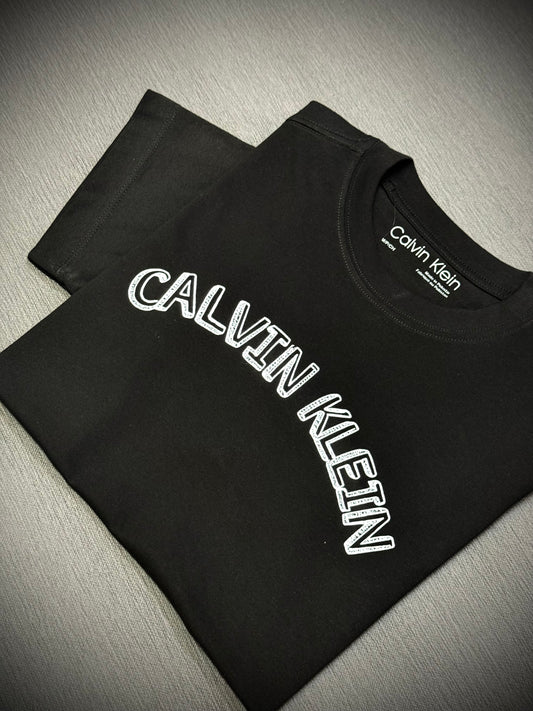 CAMISETA CK NEGRA LOGO GRAFITI