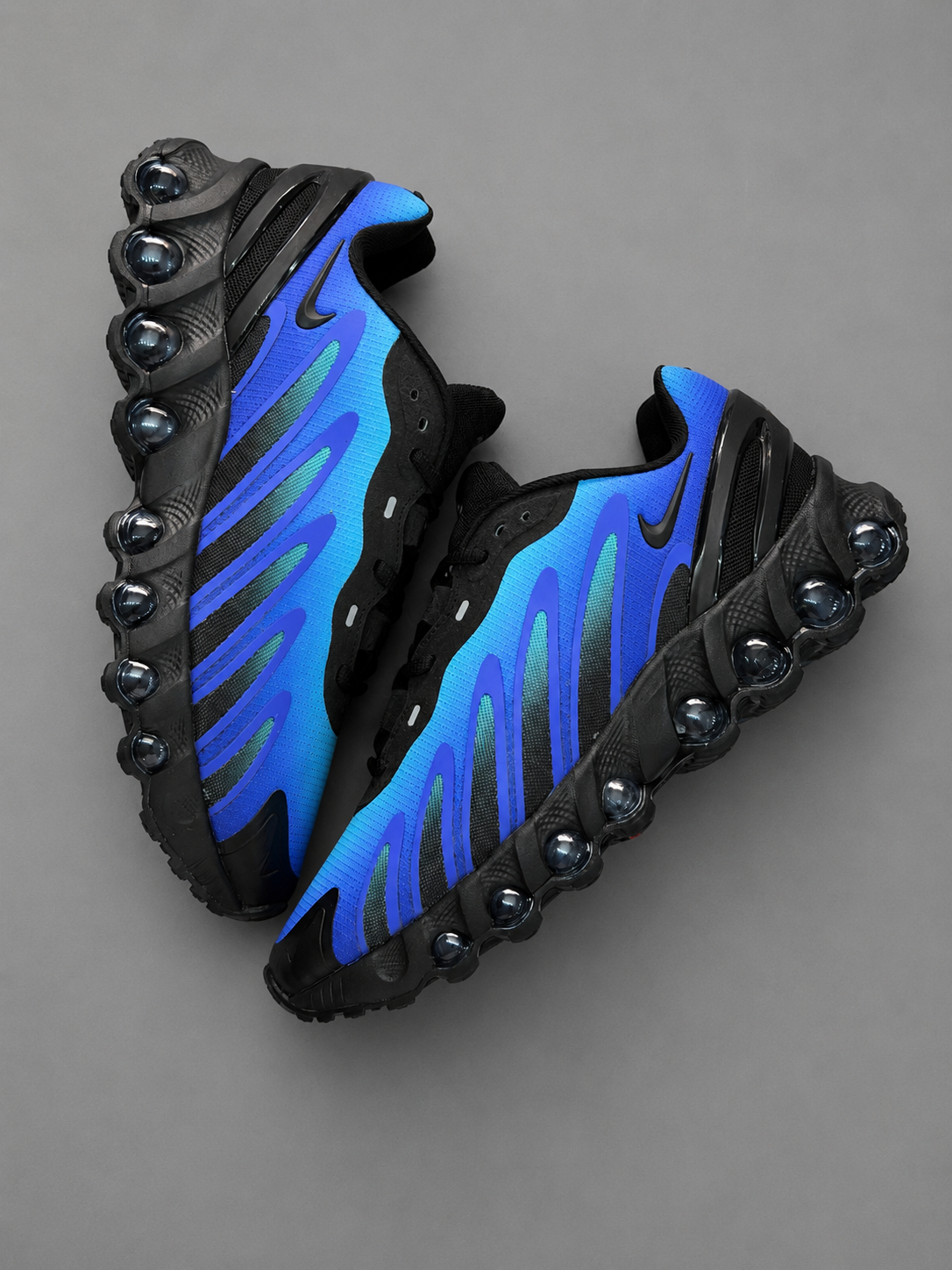 ZAPATOS NIKE DN8 AZUL