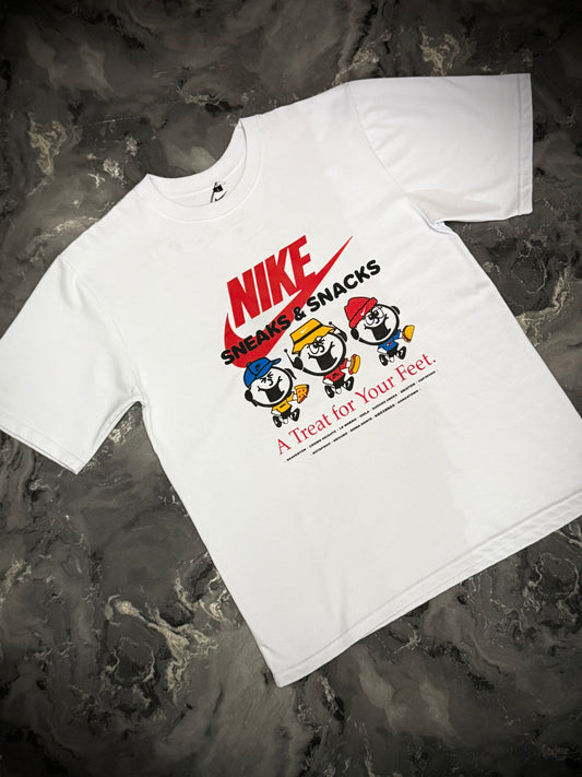 CAMISETA NIKE SNEAKS