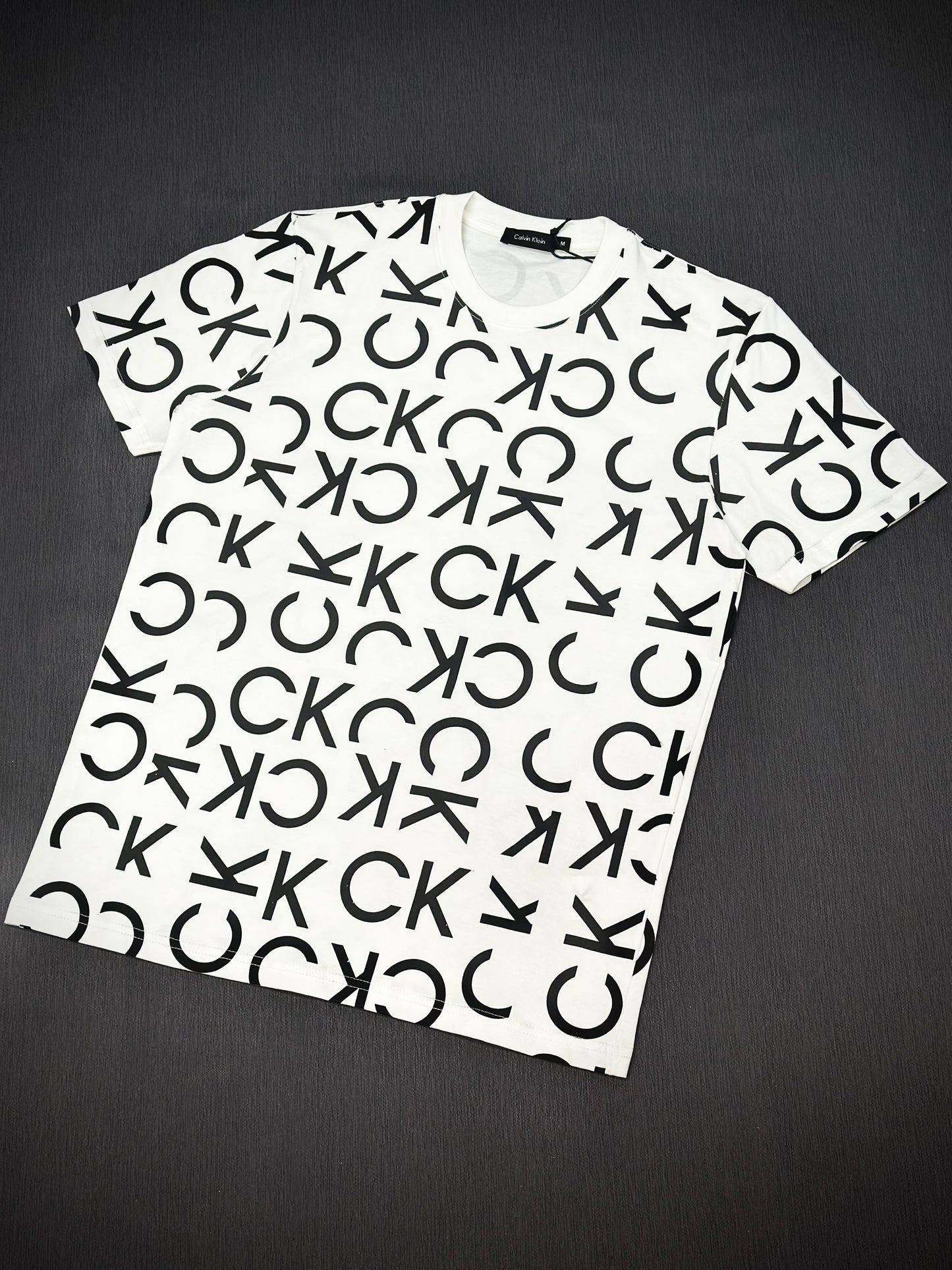 CAMISETA CK BLANCA LOGO NEGRO