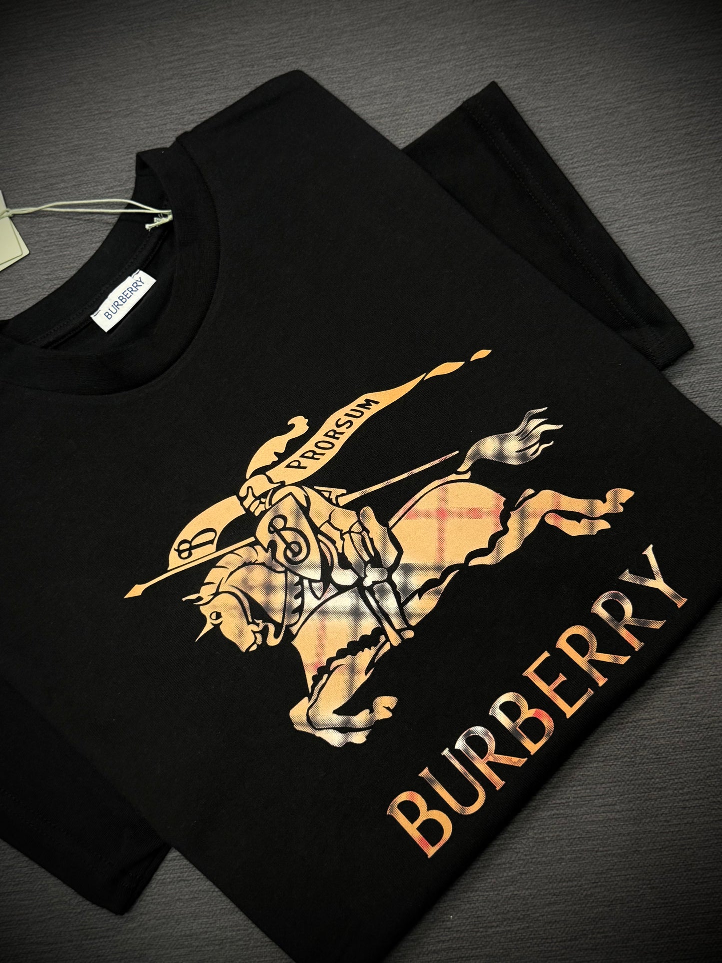 CAMISETA TURCA BURBERRY NEGRA
