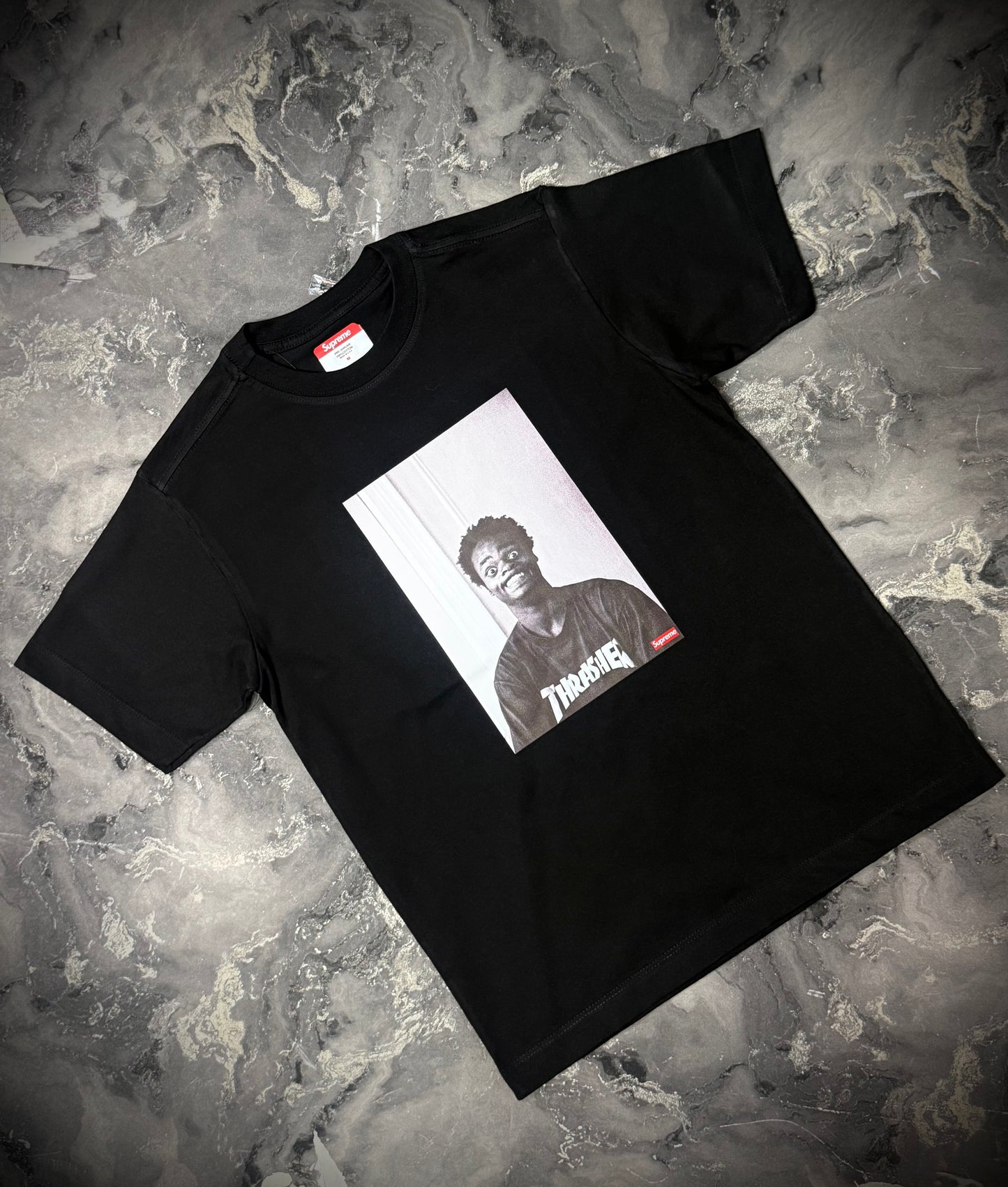 CAMISETA SUPREME NEGRA THRASHER