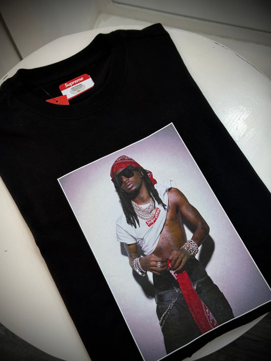 CAMISETA SUPREME NEGRA FOTO