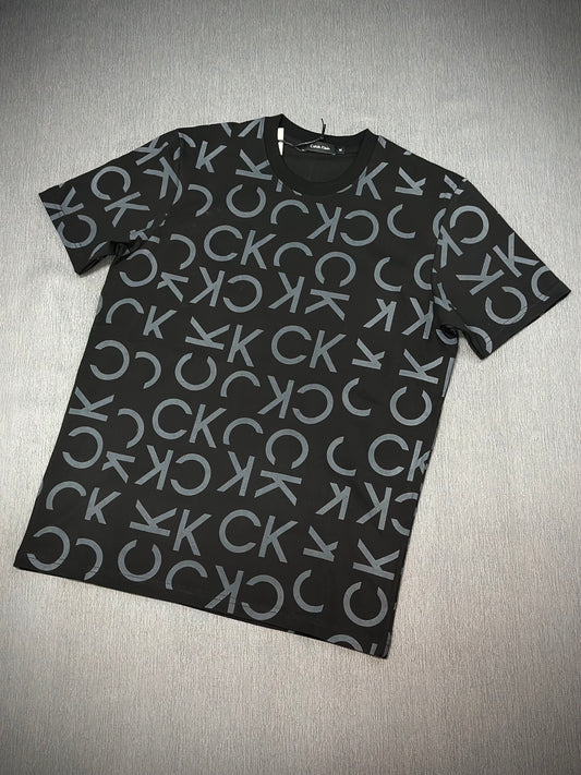 CAMISETA CK NEGRO LOGO GRIS