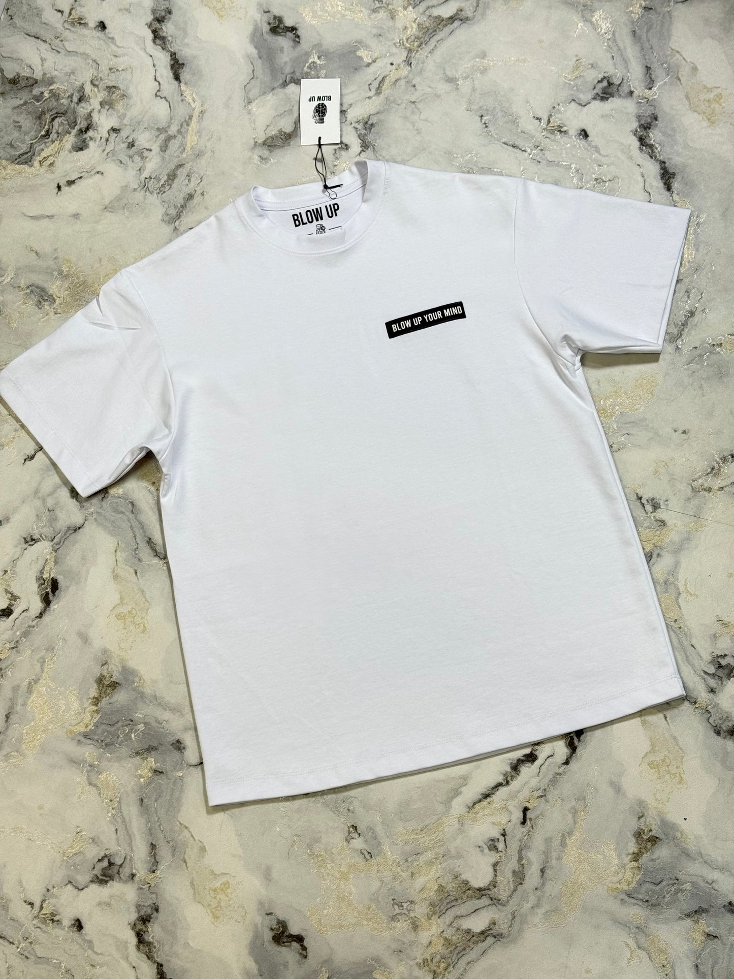 CAMISETA BLOW UP YOUR MIND
