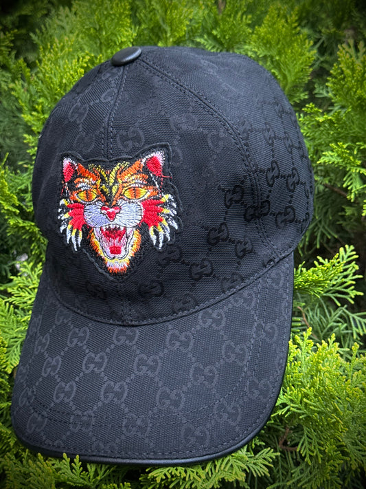 GORRA TURCA MONOGRAMA COLOR NEGRO TIGRE