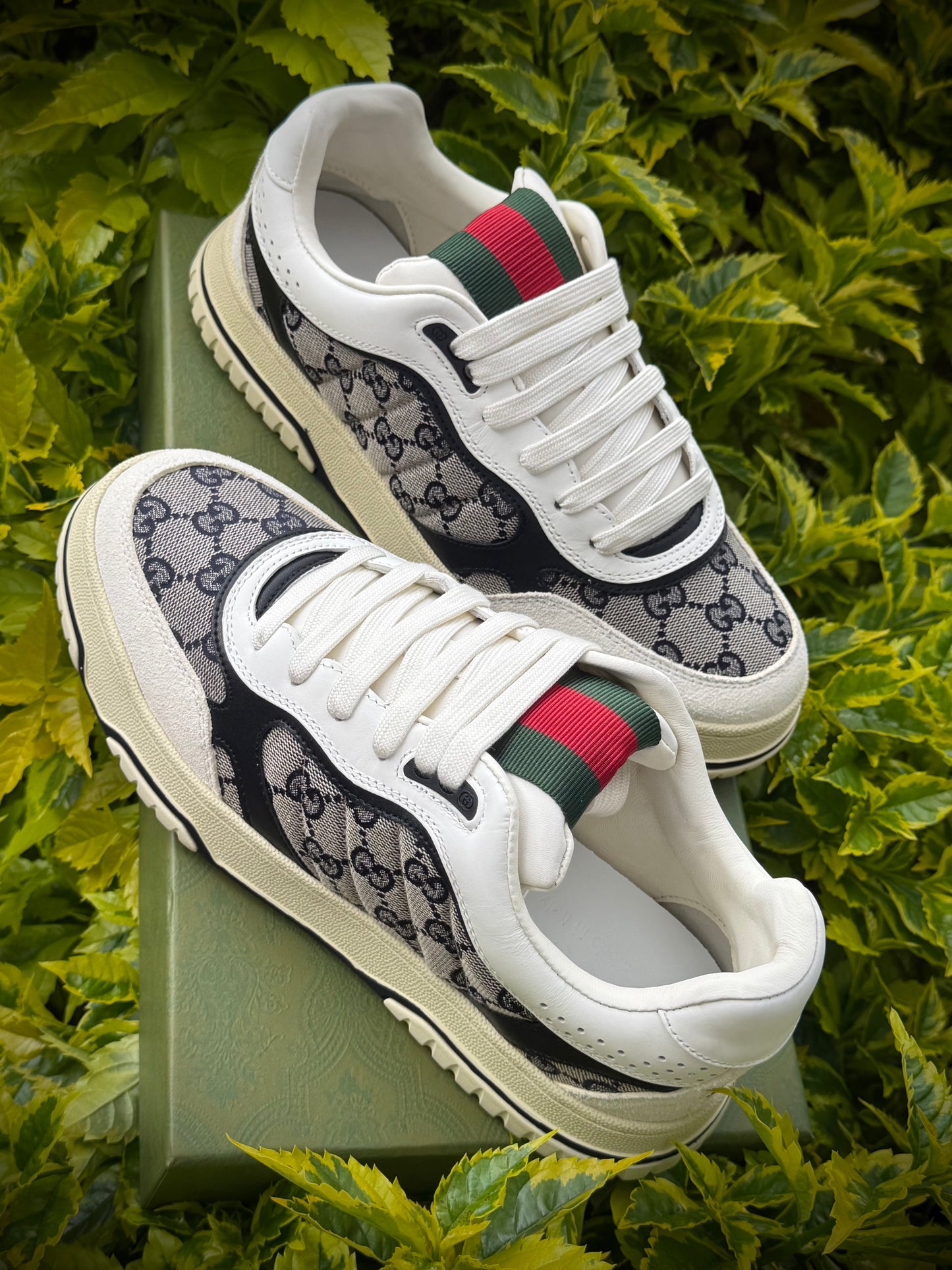 ZAPATOS TURCOS GUCCI MONOGRAMA BEIGE