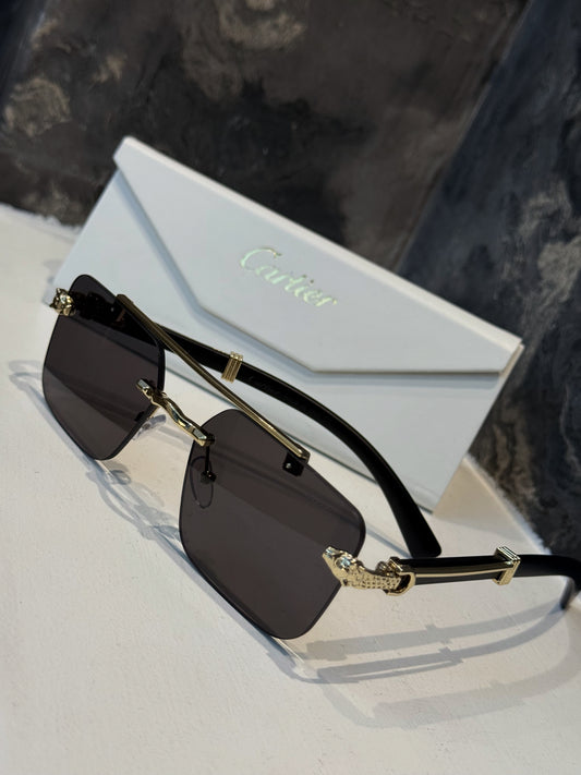 GAFAS CARTIER NEGRA PANTERA DORADA