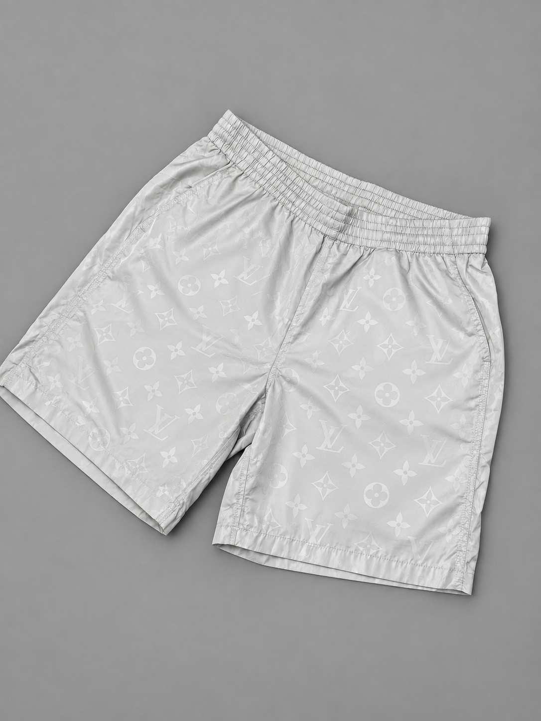 PANTALONETA PLAYERA TURCA LOUIS VUITTON GRIS