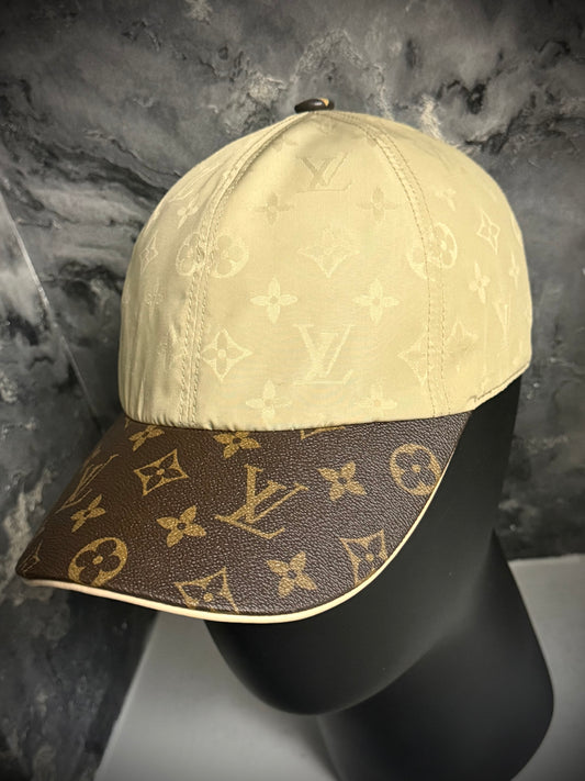 GORRA LV BEIGE CAFÉ