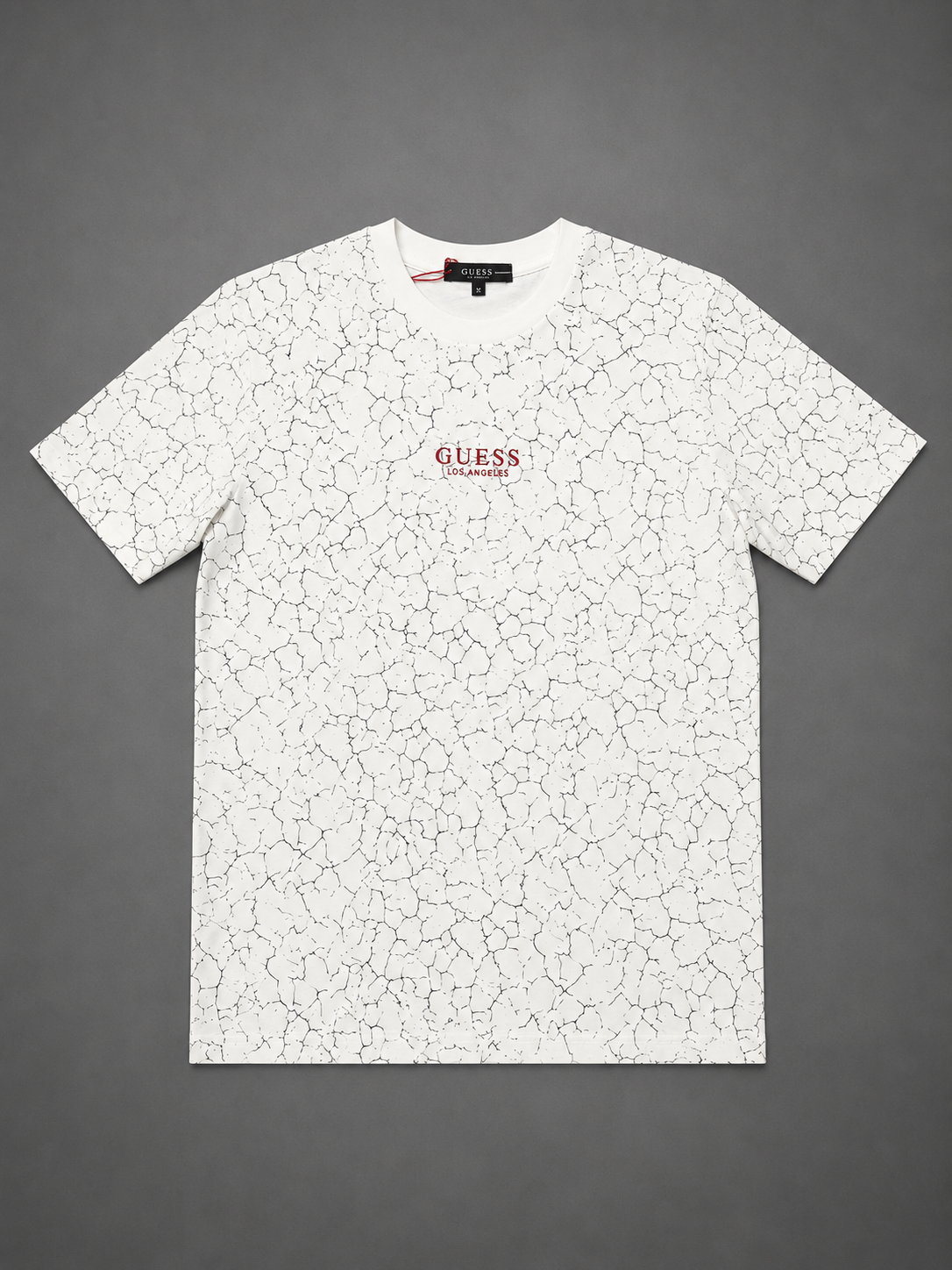 CAMISETA GUESS BLANCO LOGO ROJO