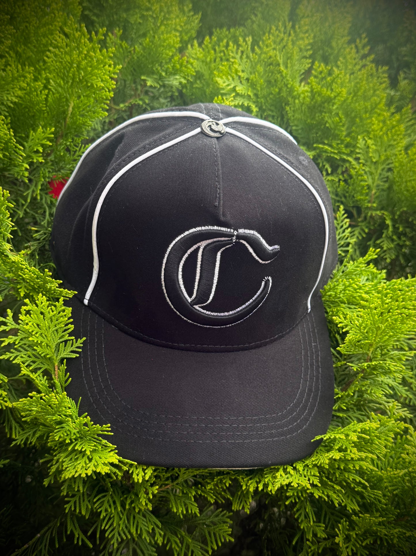 GORRA CLEMONT NEGRA LÍNEAS BLANCA