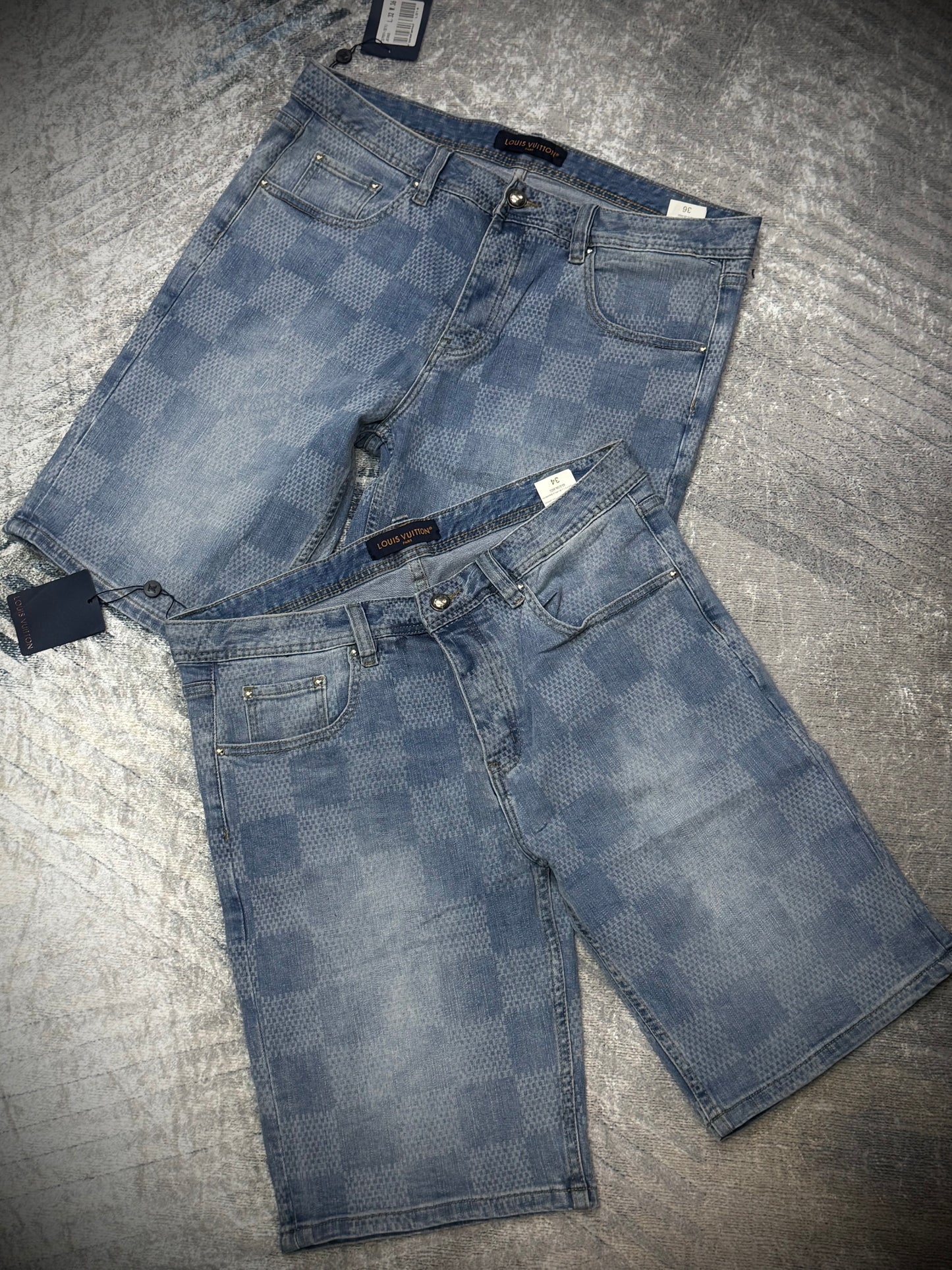 MOCHOS LOUIS VUITTON