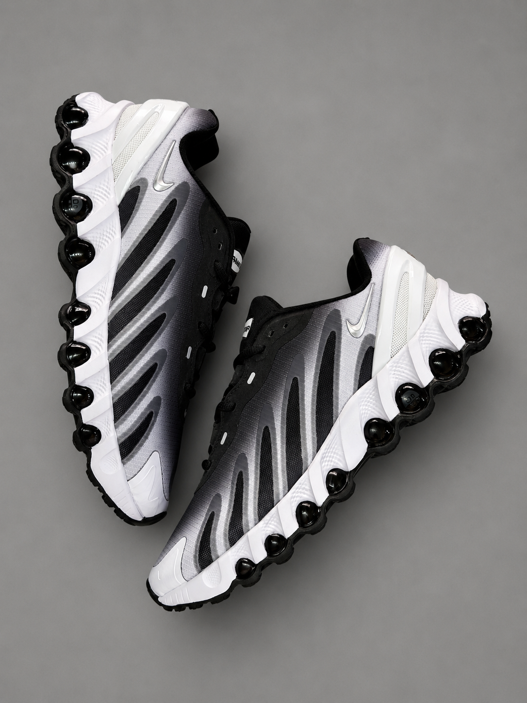 ZAPATOS NIKE DN8 BLANCOS