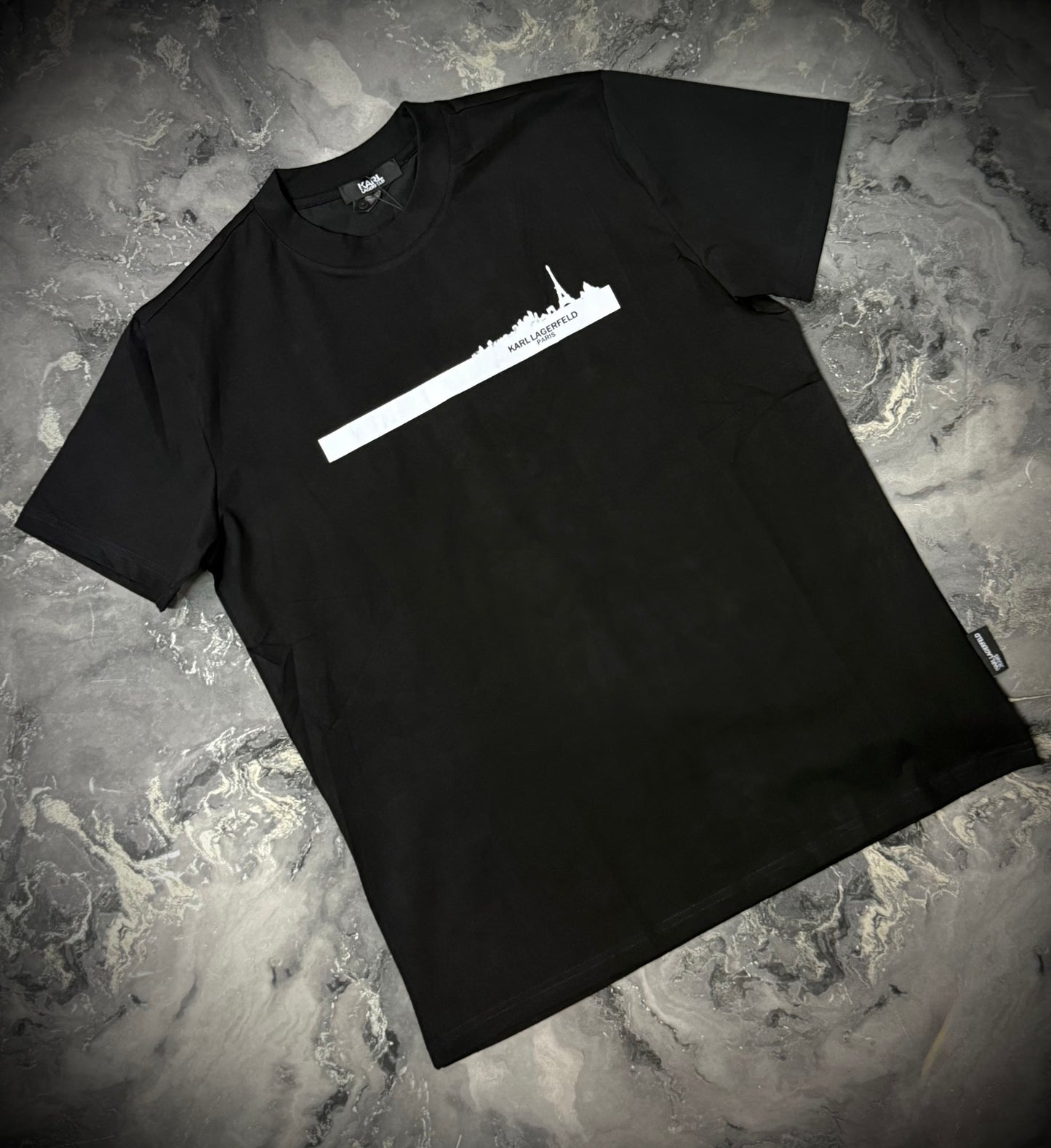 CAMISETA KARL NEGRA