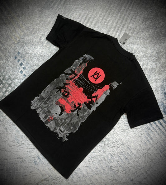 CAMISETA AURUM NEGRA ROJA