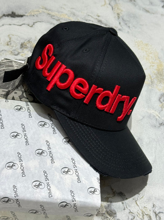 GORRA SUPERDRY NEGRA BORDADO ROJO