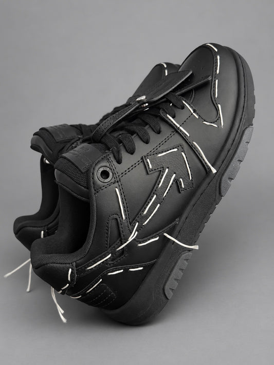 ZAPATOS TURCOS OFF WHITE BORDADOS