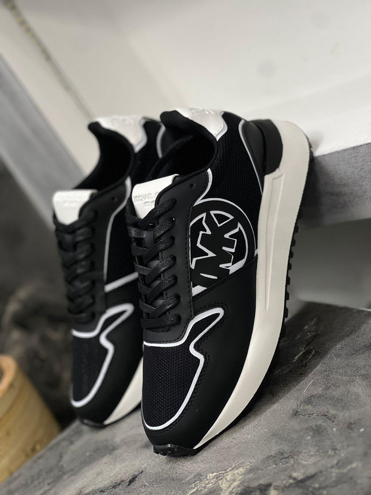 ZAPATOS MK NEGROS