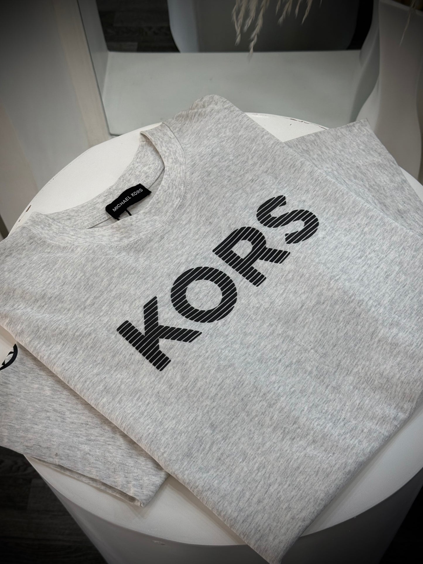 CAMISETA MICHAEL KORS GRIS