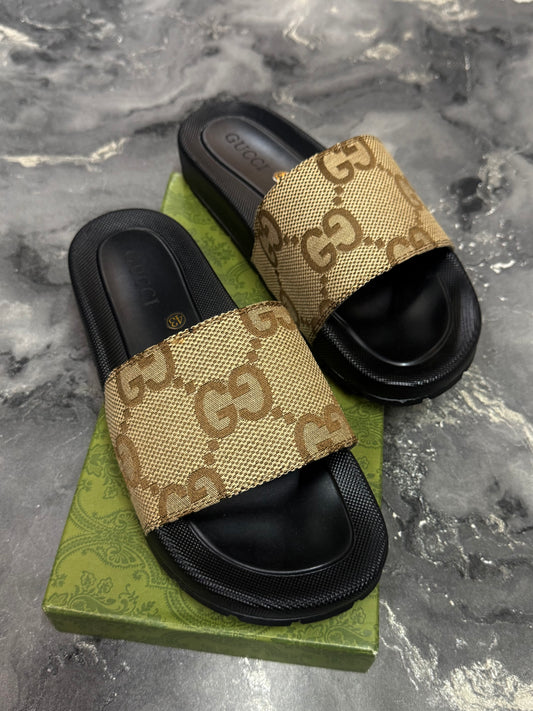 CHANCLAS TURCAS GUCCI CAFÉ