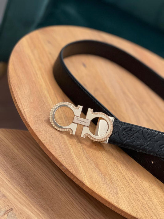 CORREA FERRAGAMO LOGO DORADO