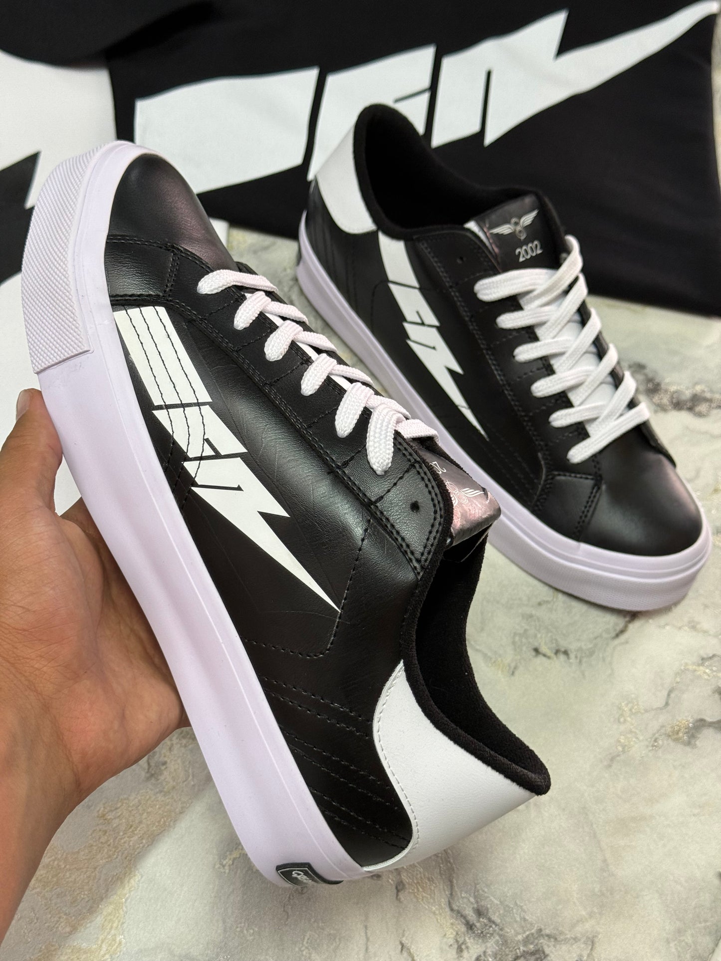 ZAPATOS CRETIVE RAYO BLANCO NEGRO