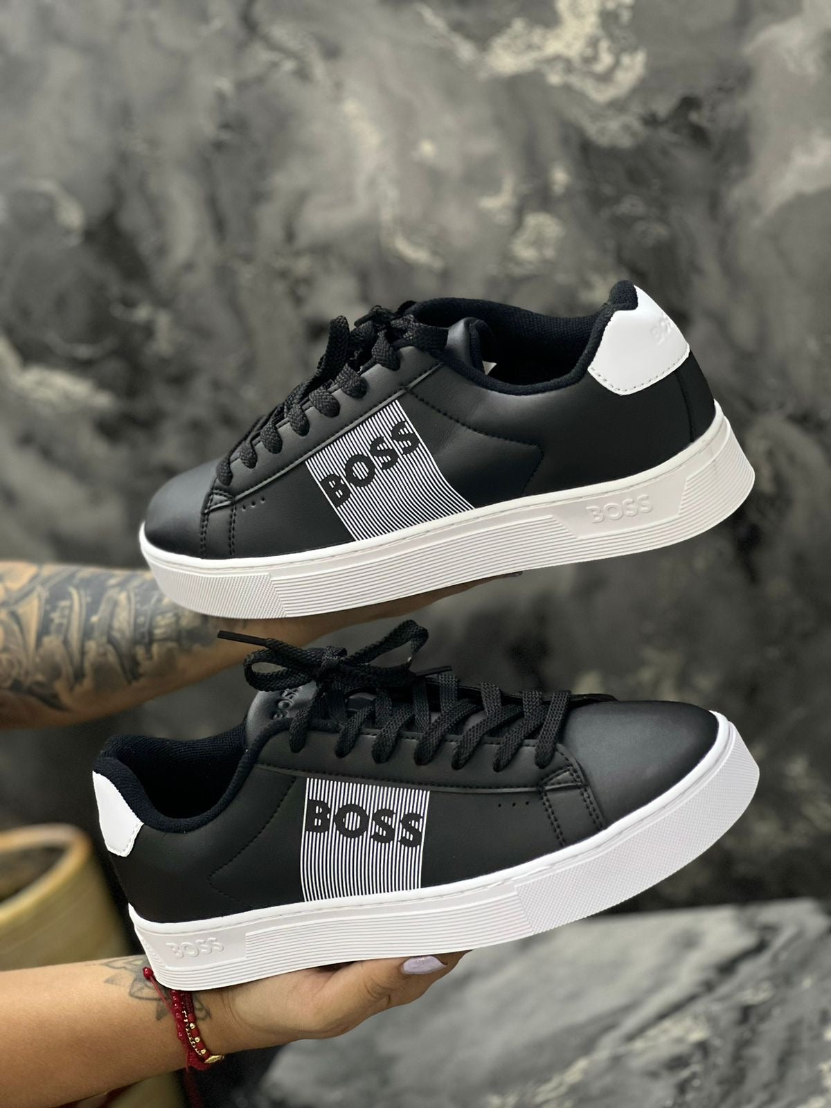 ZAPATOS BOSS NEGRO BLANCO