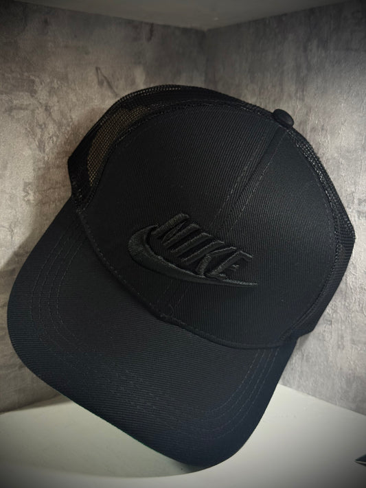GORRA NIKE NEGRA BORDADO NEGRO