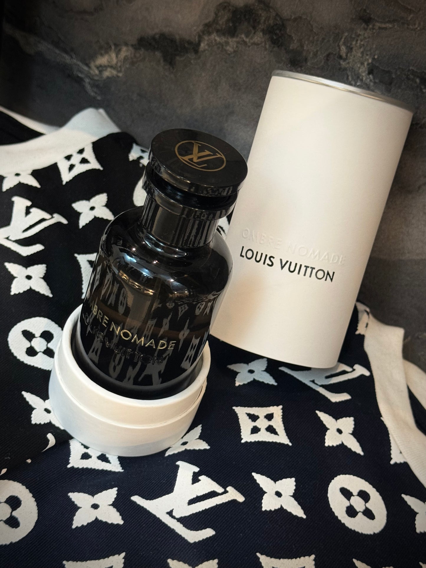 PERFUME LOUIS VUITTON OMBRE NOMADE