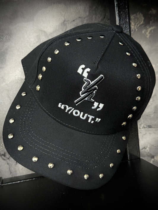 GORRA Y/OUT ESSENCE