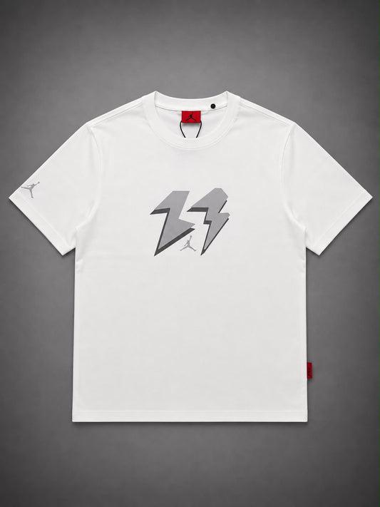 CAMISETA JORDAN BLANCA 23 GRIS