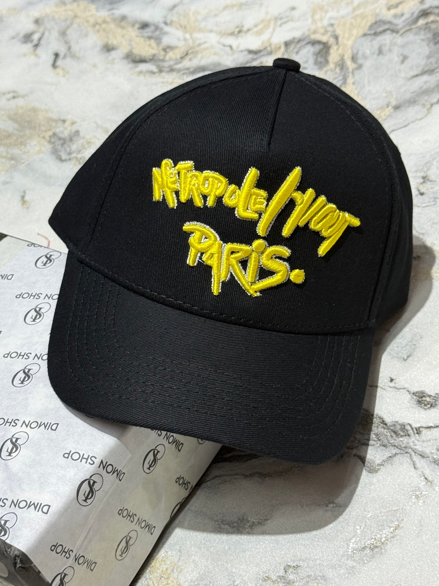 GORRA Y/OUT METROPOLE PARIS
