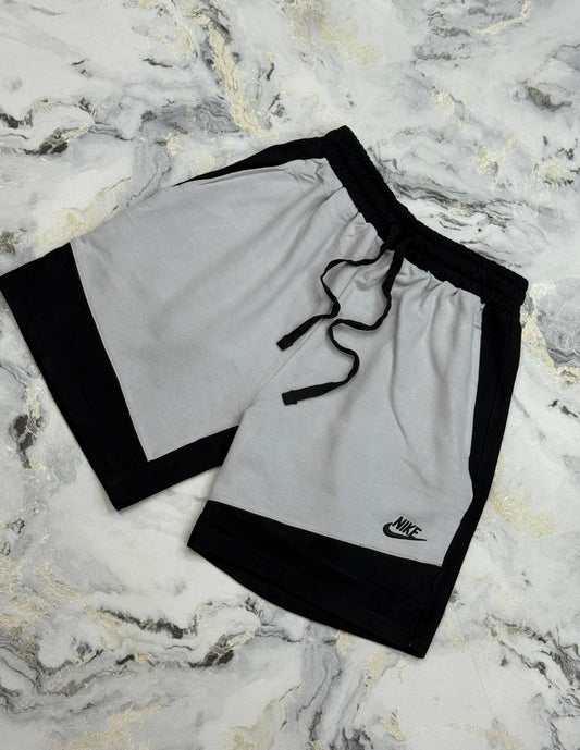 PANTALONETA NIKE GRIS