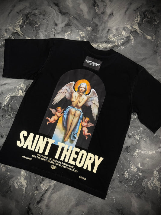 CAMISETA SAINT THEORY NEGRA LETRA BEIGE