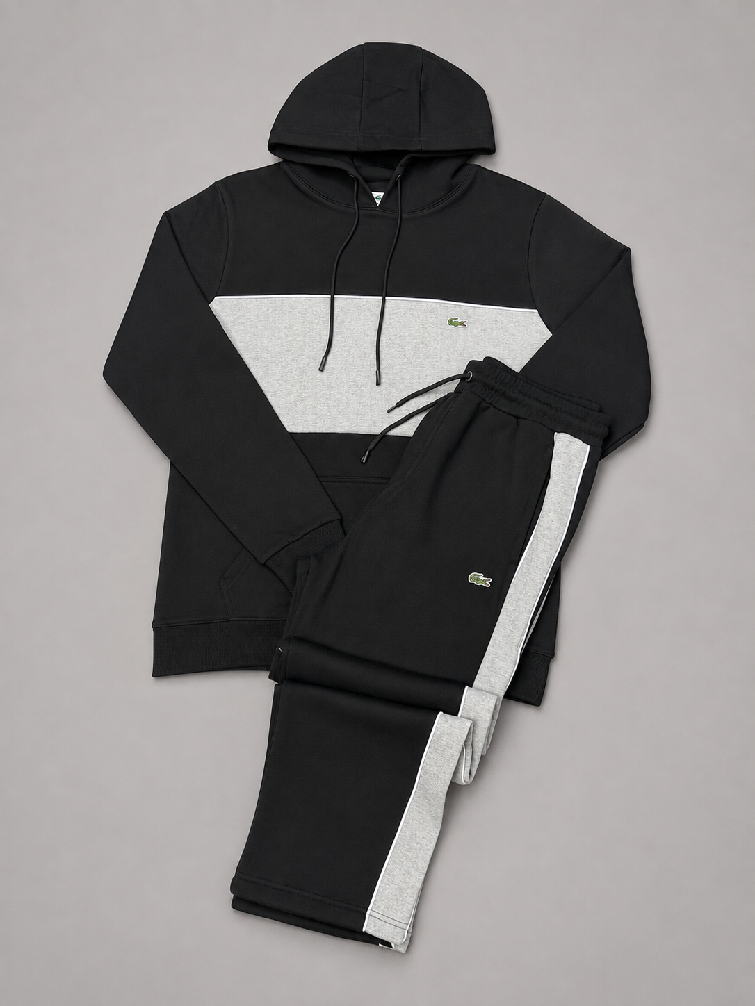 CONJUNTO LACOSTE NEGRO LÍNEA GRIS