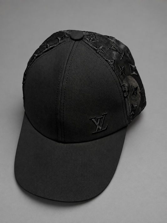 GORRA LOUIS VUITTON TURCA NEGRA LOGOS.