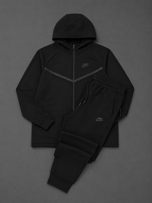 CONJUNTO NIKE TECH NEGRO